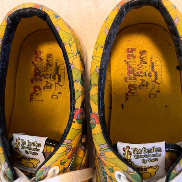Vintage Beatles Yellow Submarine Vans - Picture 4 of 9